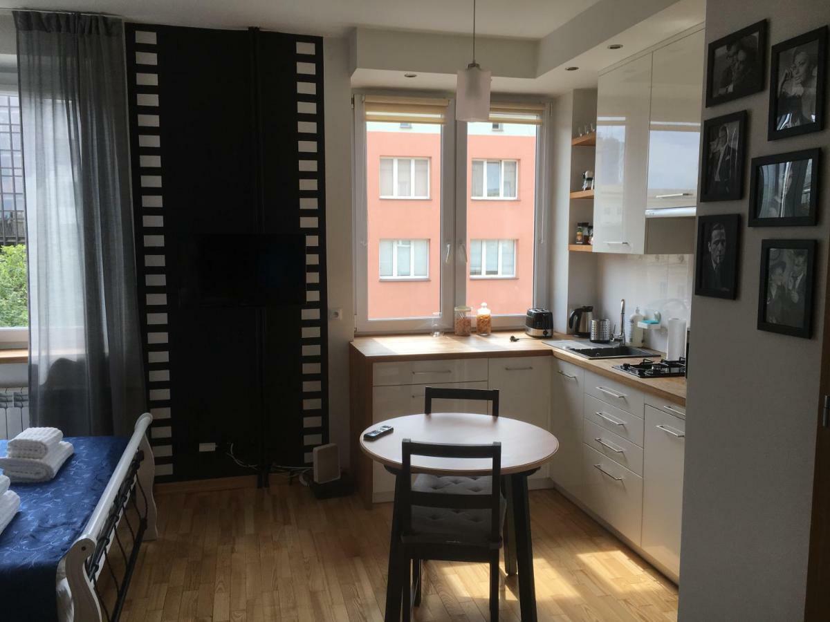 Apartment "Femina Cinema" Warsaw City Centre Zewnętrze zdjęcie